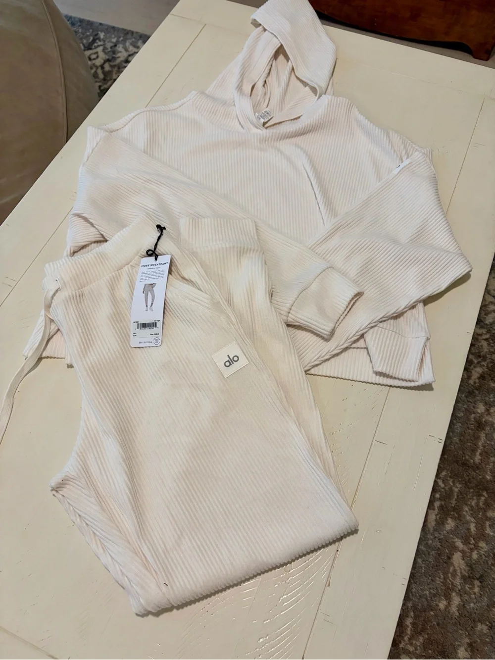 ALO Yoga Muse Cream Ribbed Set